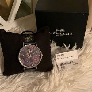 A brand new coach watch